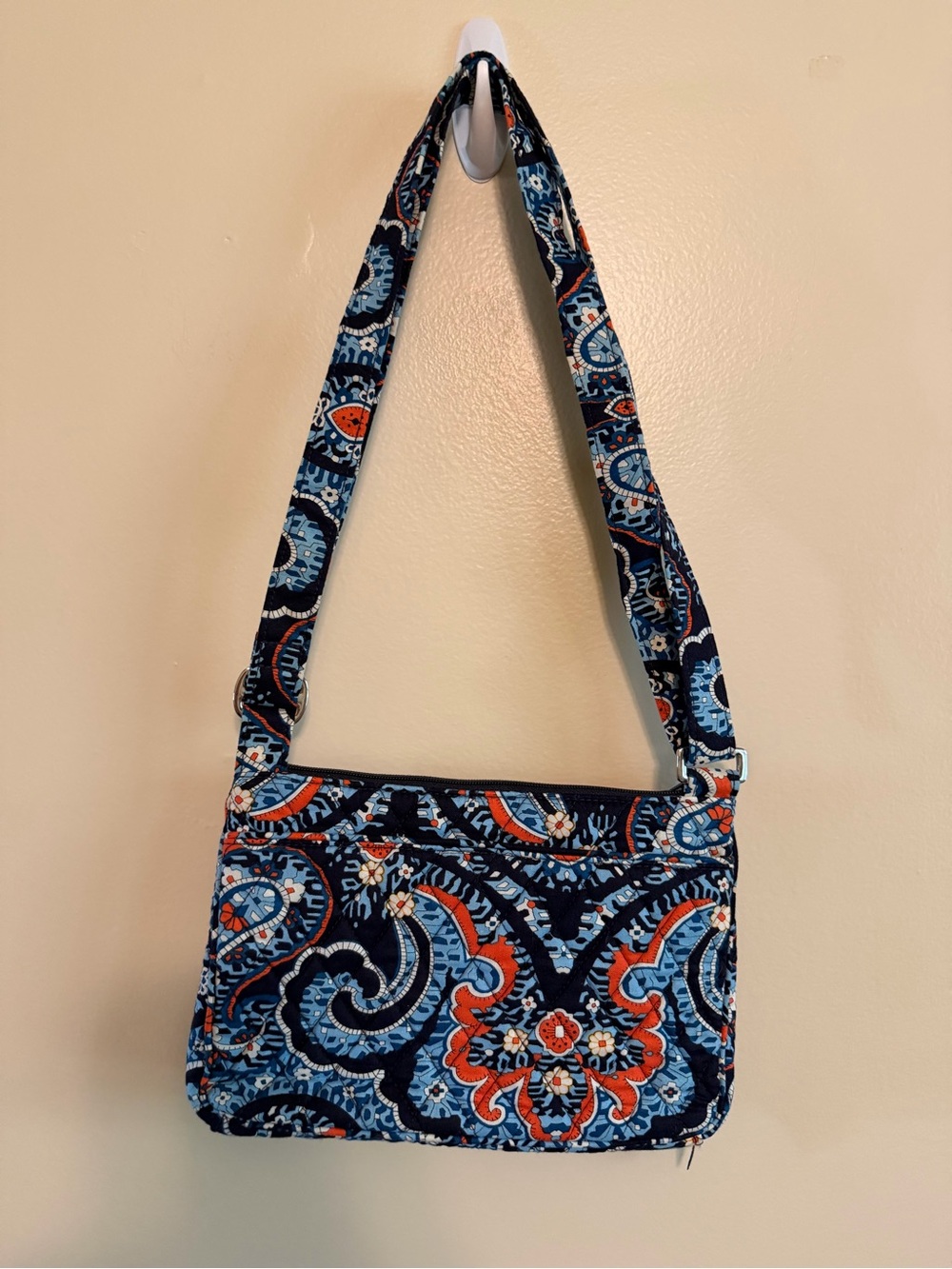 Quilted Crossbody Shoulder Bag in Navy Blue Floral - Picture 2 of 5